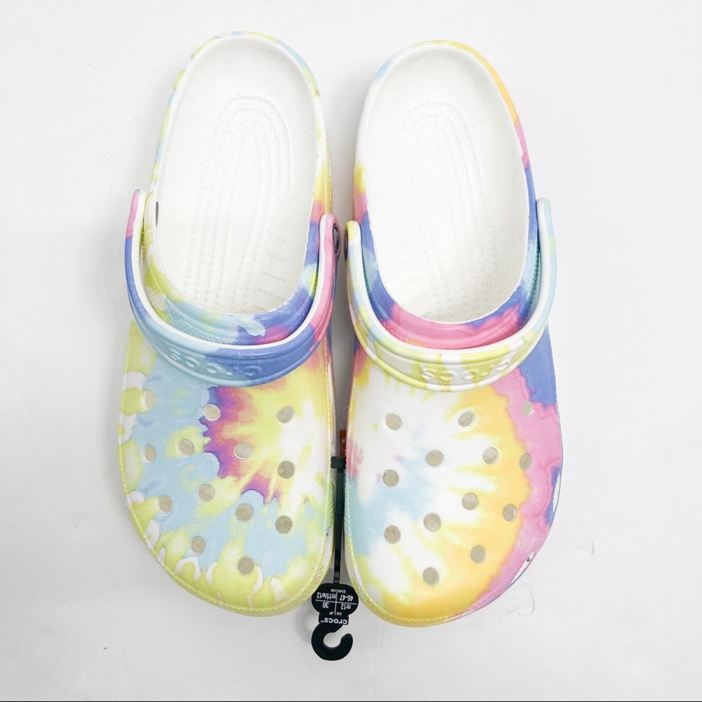 Crocs Classic Tie-Dye Graphic Clog